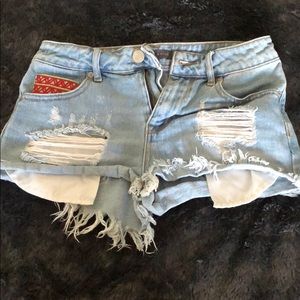 Kendall and Kylie Cutoffs